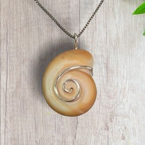 Dainty Wire Wrapped Shell Necklace